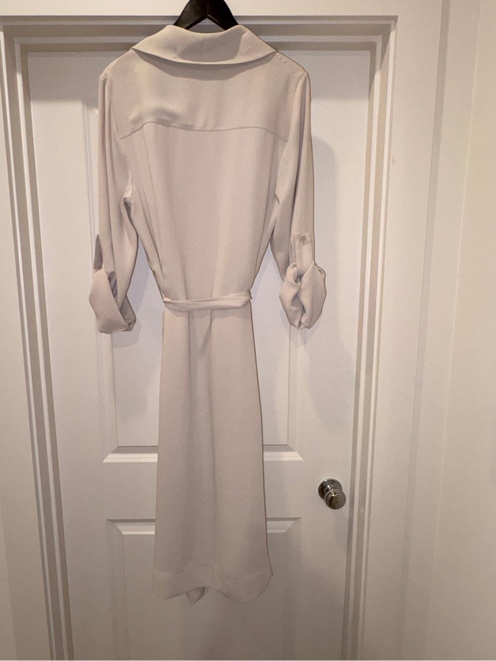 Aritzia Kahlo Robe Sz Large Taupe - Picture 4 of 16